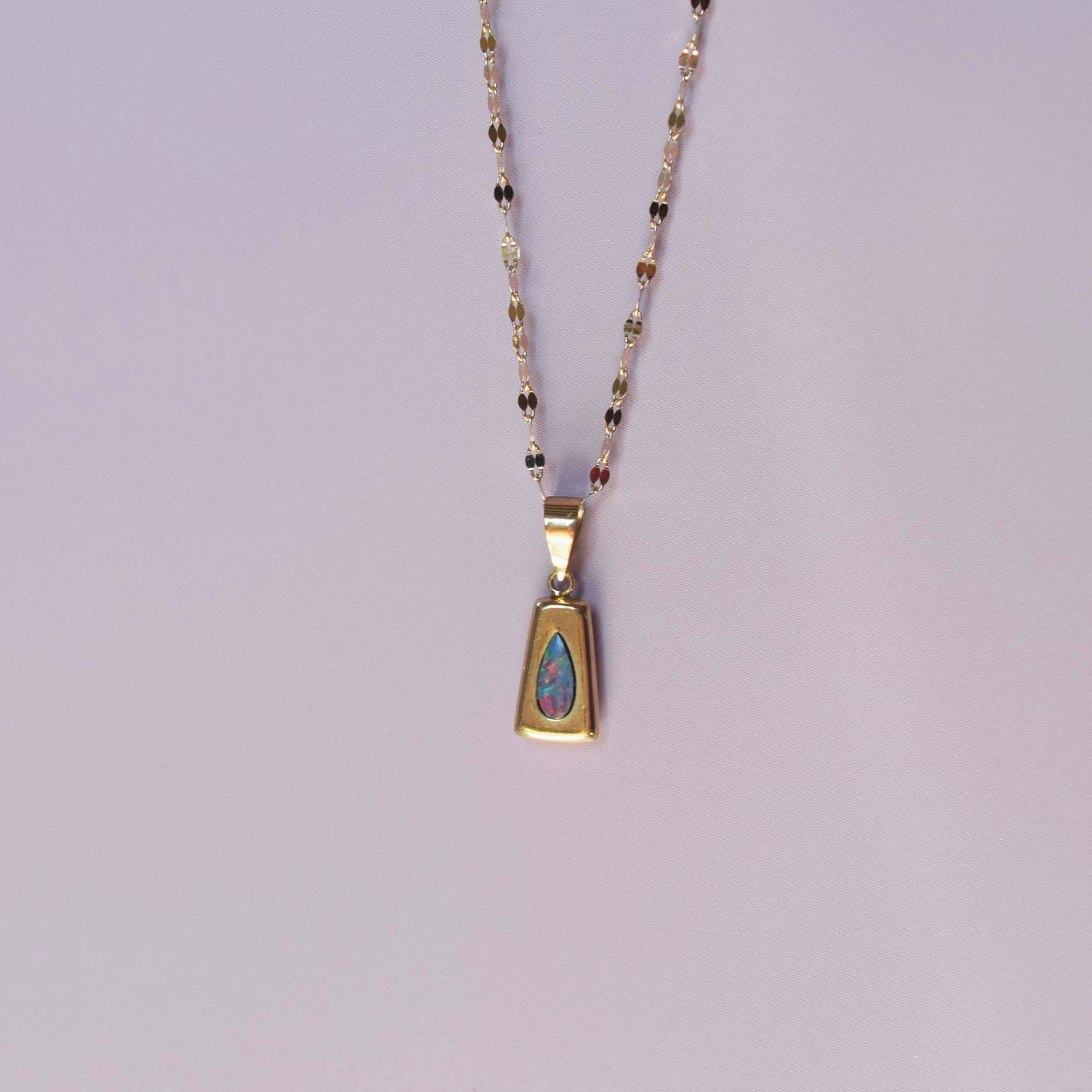 14kt Gold Art Deco Opal Pendant
