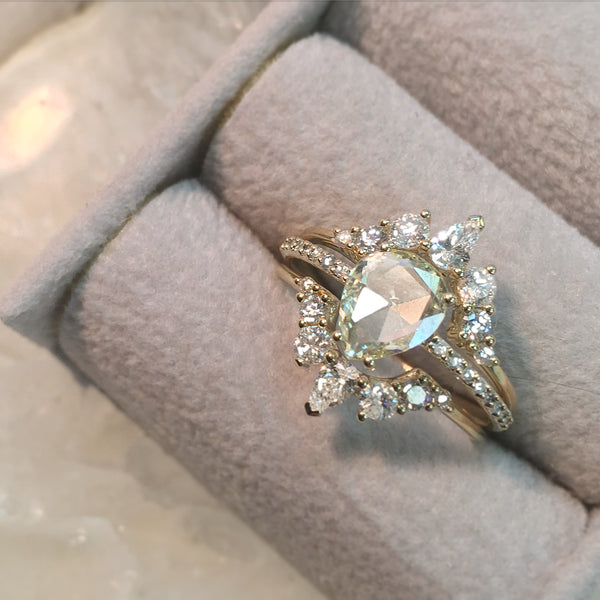14kt Gold Diamond Stacking Arc Ring | La Kaiser