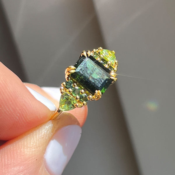 14kt Green Topaz Regal Ring with Peridot | La Kaiser