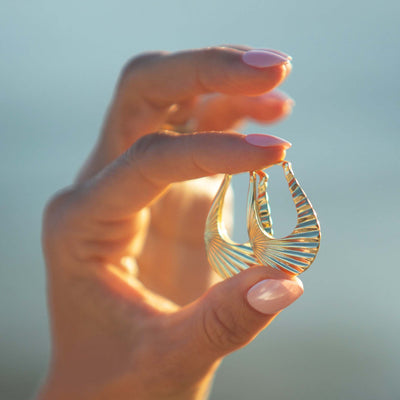 The Capri Hoops