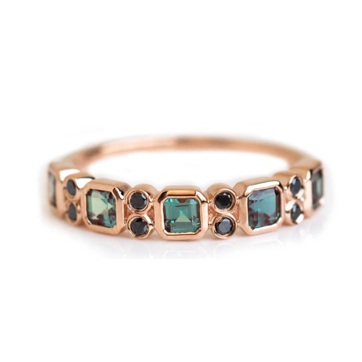 Solid Rose Gold Alexandrite Juniper ring