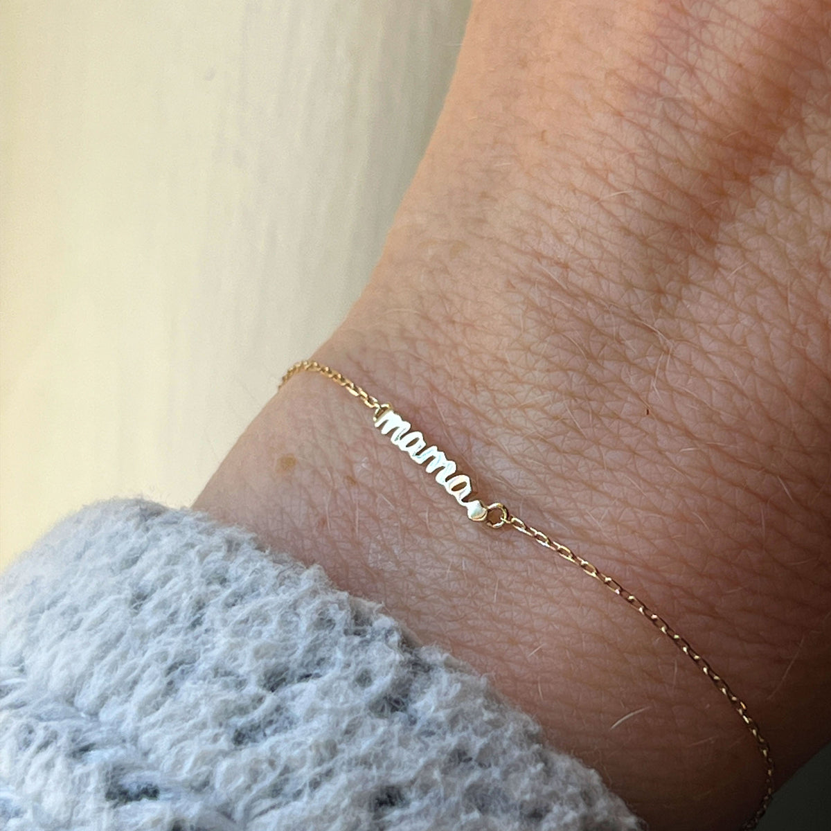 10kt Gold Love for Mama Bracelet