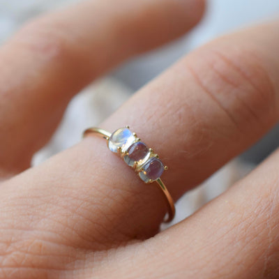 14kt Rainbow Moonstone Cloud Ring