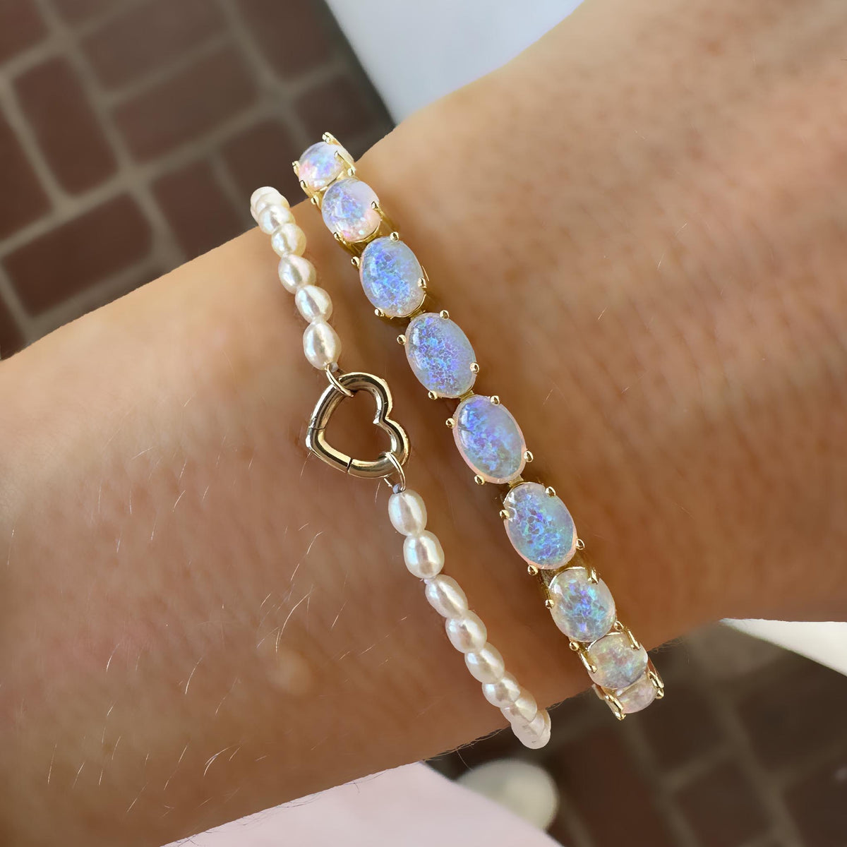 9kt Gold Pearl Heart Strung Bracelet