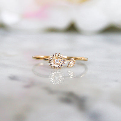 Solid Gold Eternal Daisy Ring