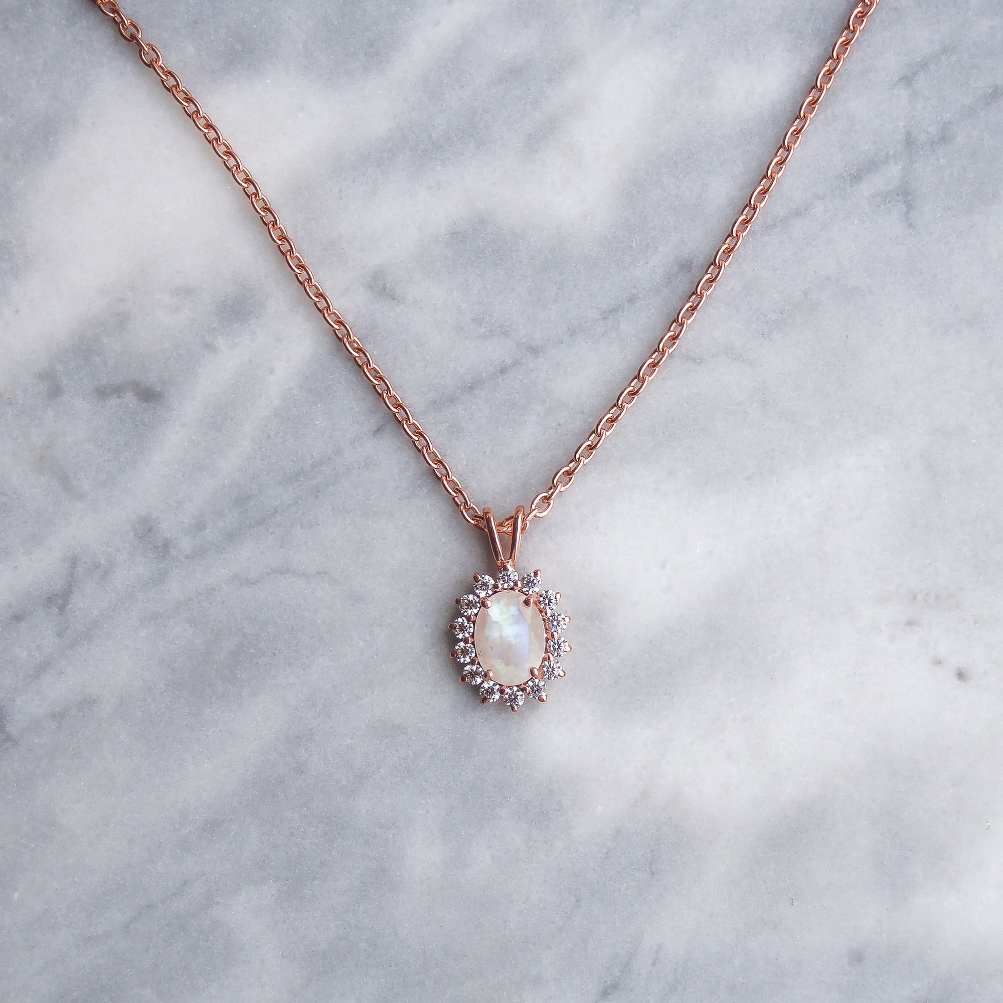 Pearl and Moonstone Necklace - ApolloBox