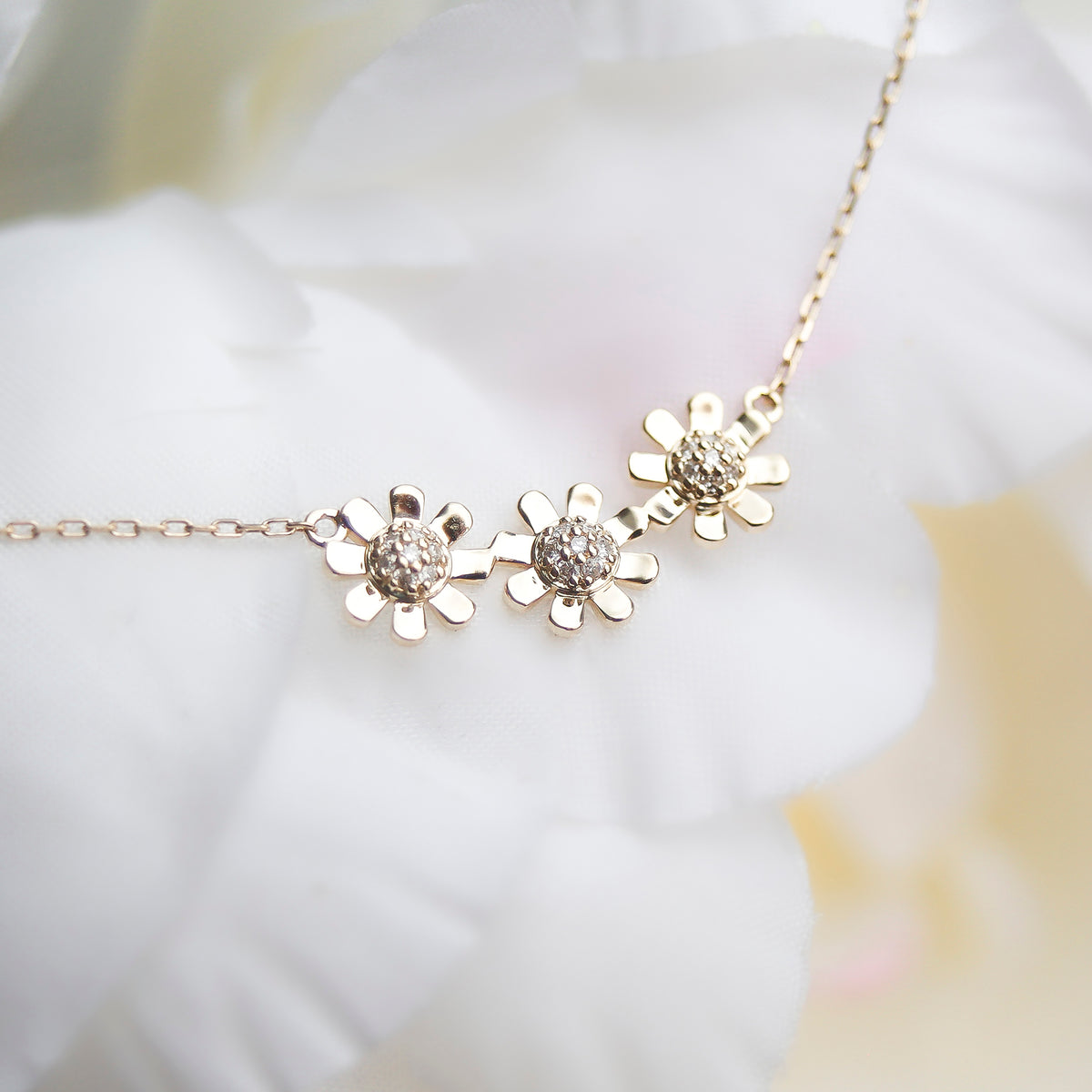 Solid Gold Diamond Daisy Garland Pendant
