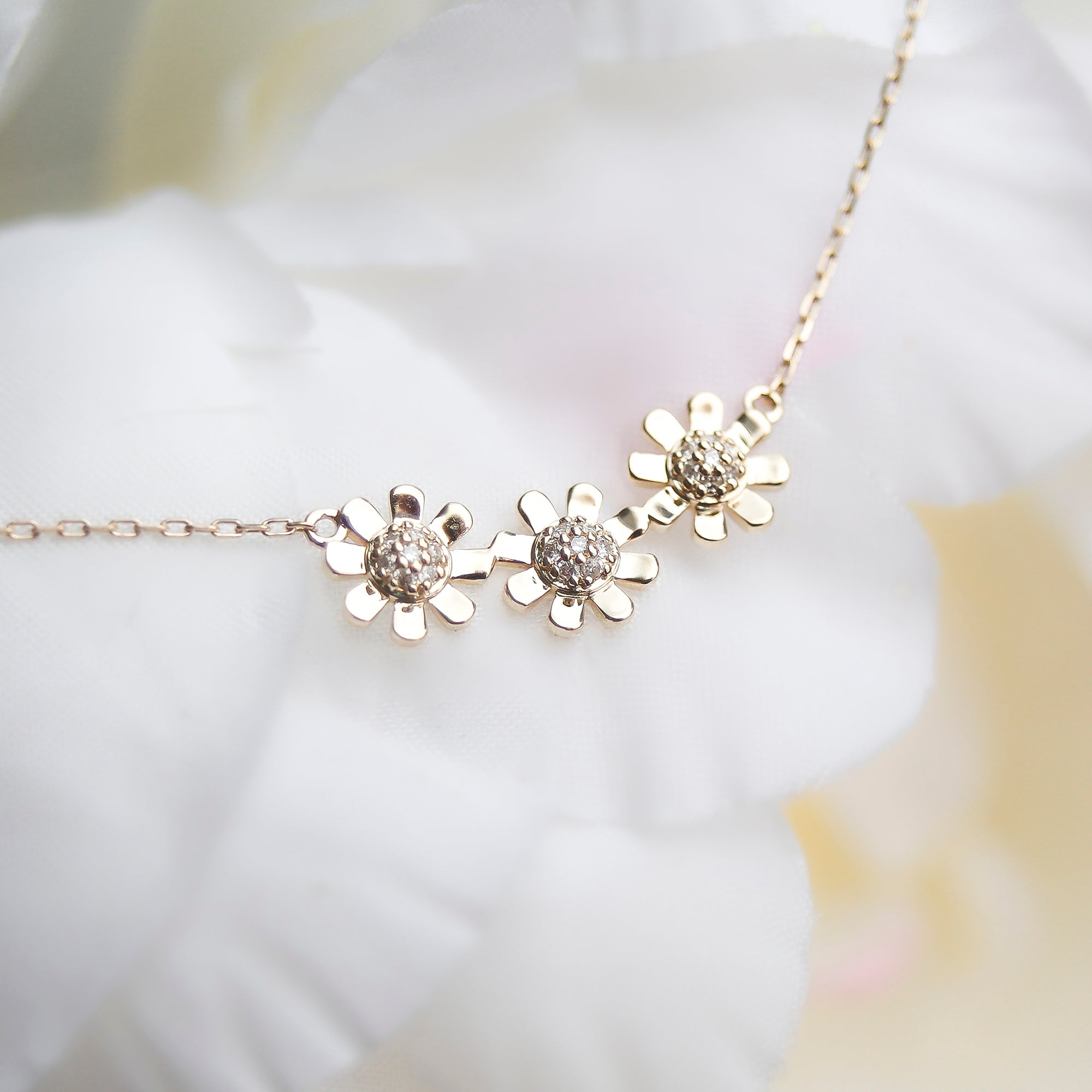 Solid Gold Diamond Daisy Garland Pendant