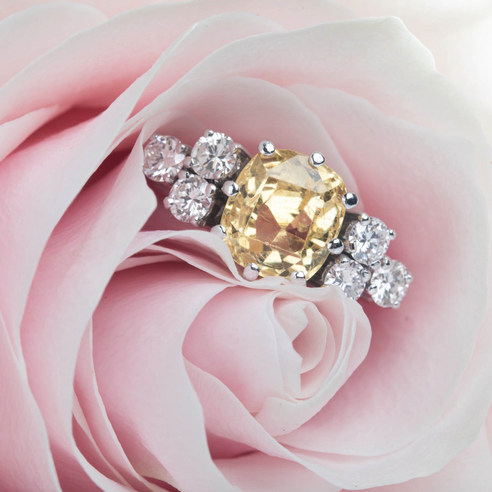 Vintage 14kt Citrine & Diamond St.Moritz Ring