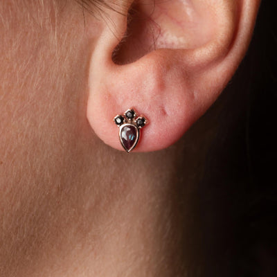 Solid Rose Gold Alexandrite & Onyx Muse Studs