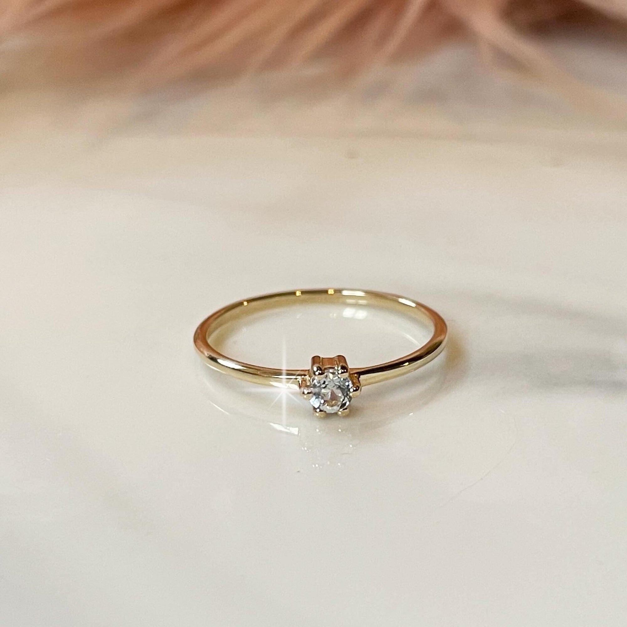 14kt Gold Aquamarine Point Ring