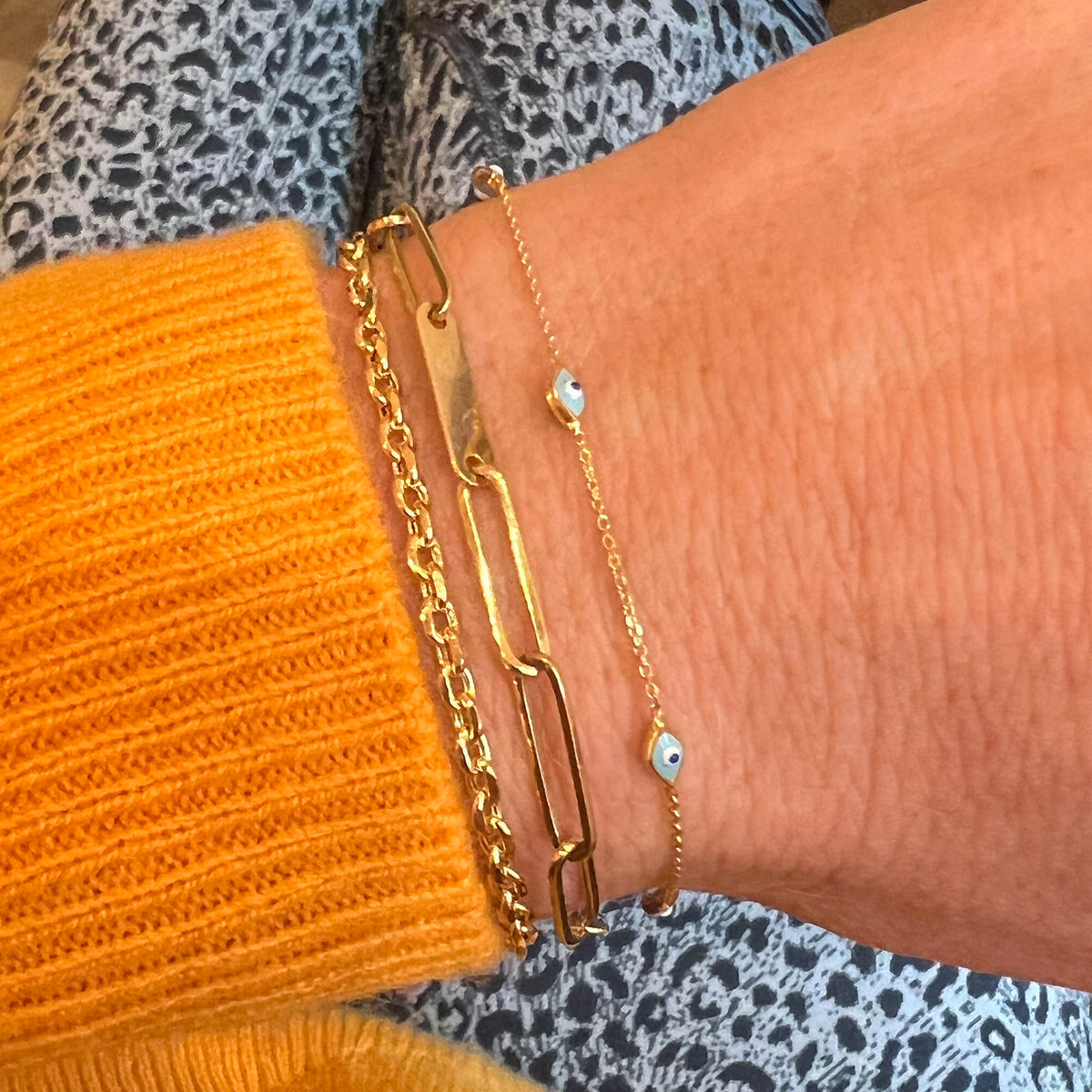 Solid 14kt Gold Paper Clip Bar Bracelet