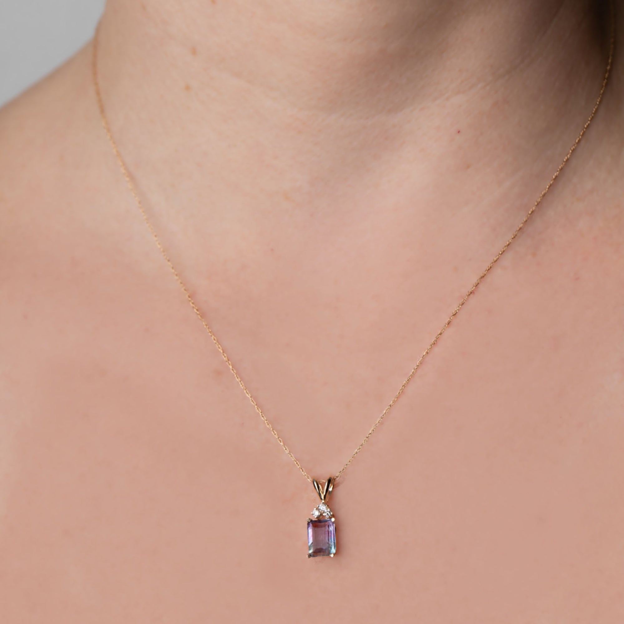14kt Gold Fluorite & Diamond Fiare Pendant