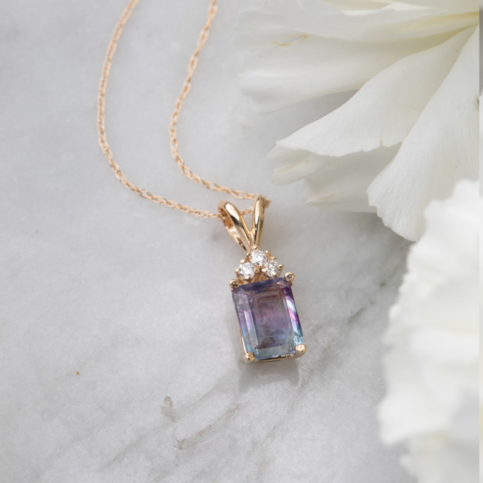 14kt Gold Fluorite & Diamond Fiare Pendant