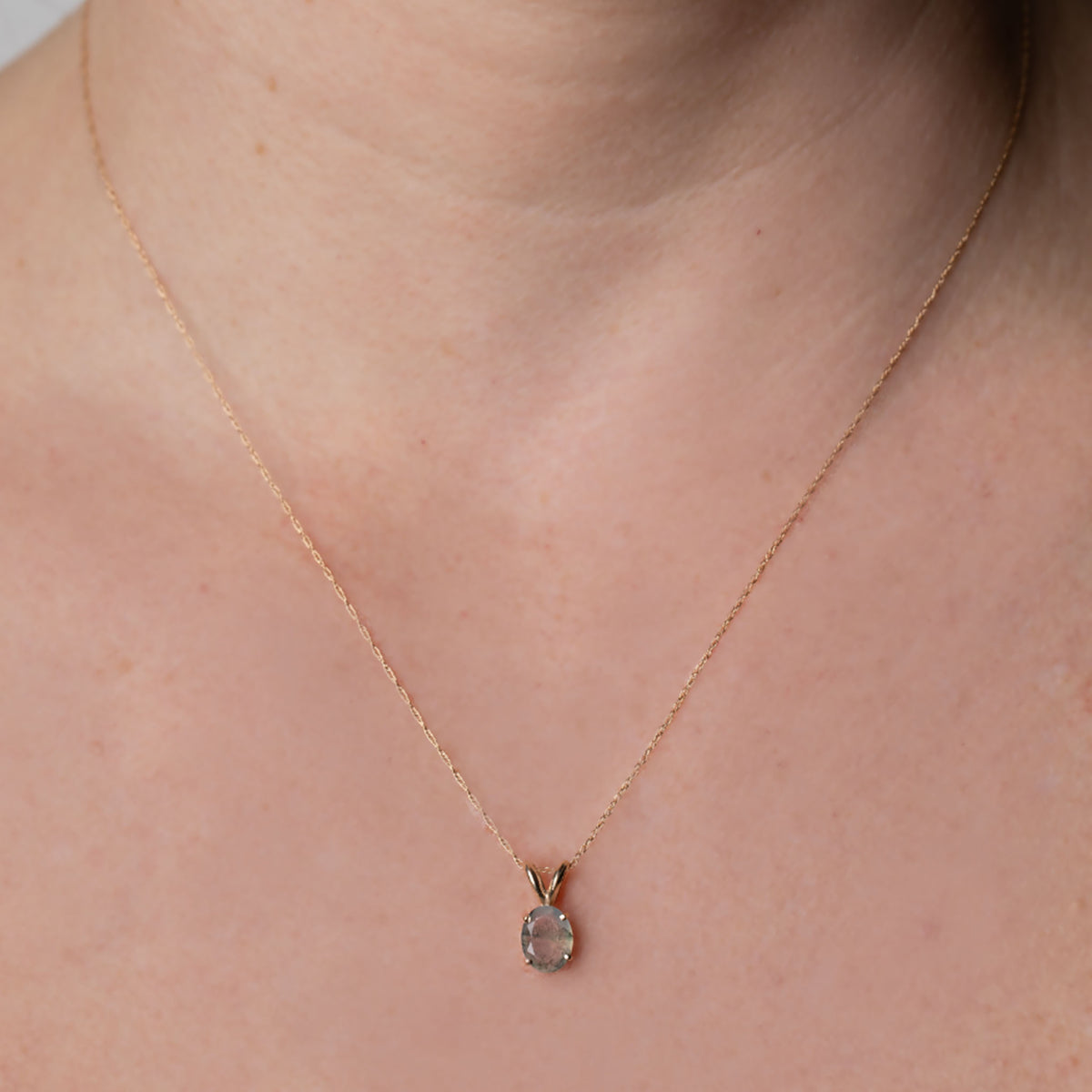 14kt Moss Agate Mia Pendant