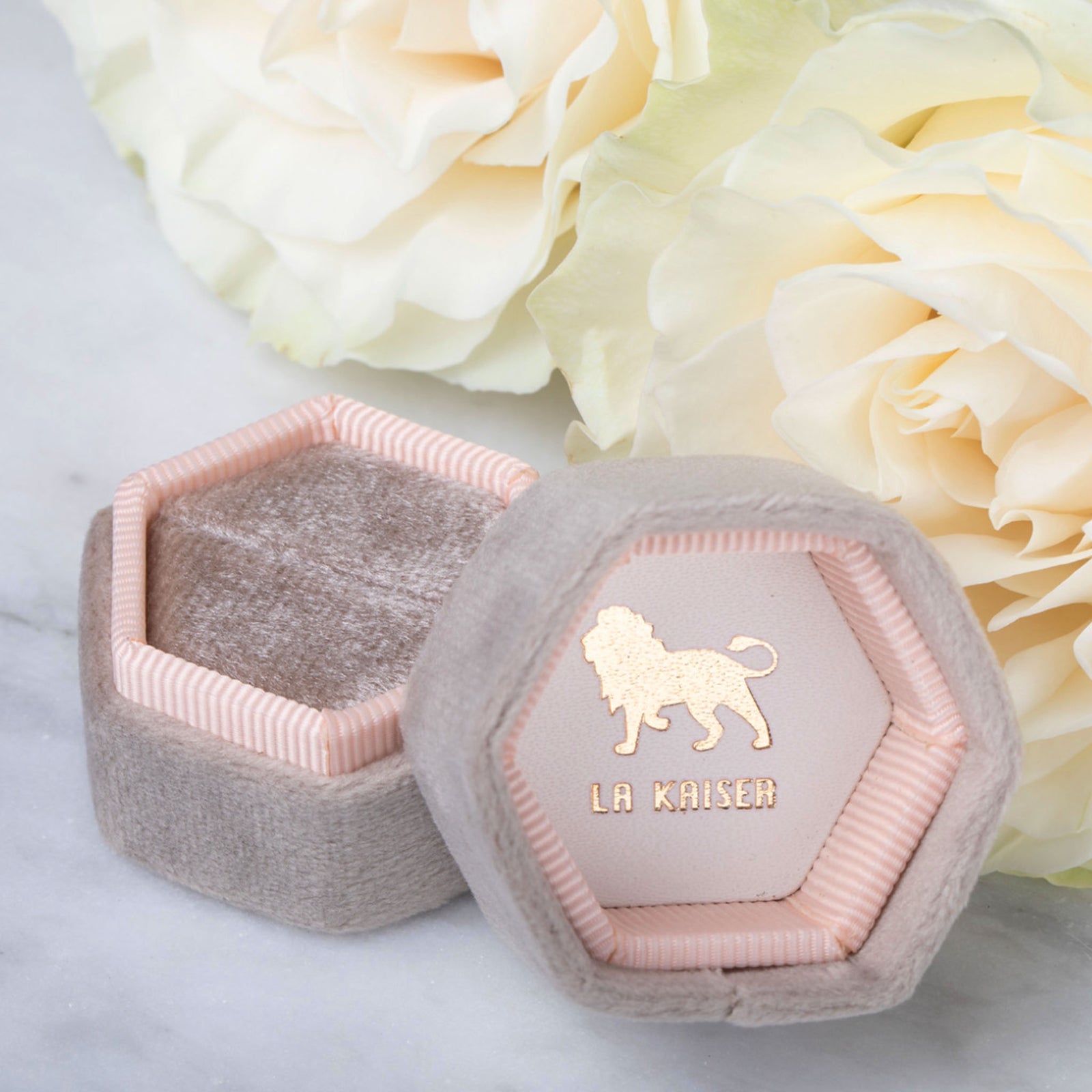La Kaiser Velvet RING BOX