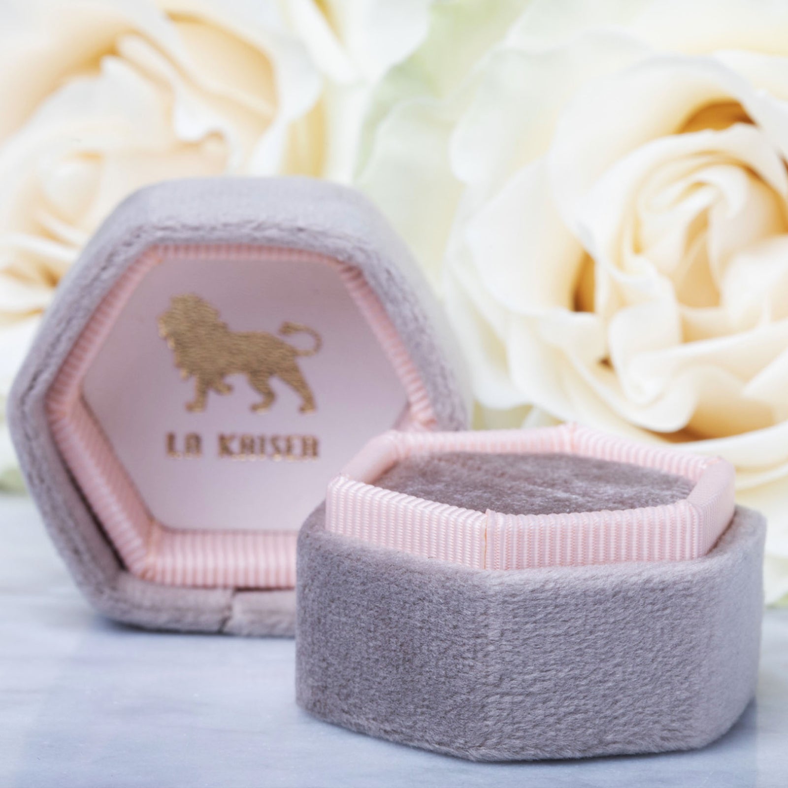 La Kaiser Velvet RING BOX