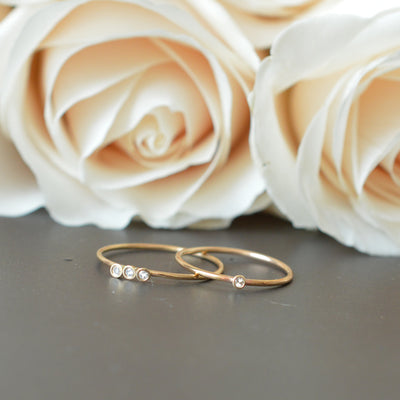 14kt Gold Solo Diamond Ring