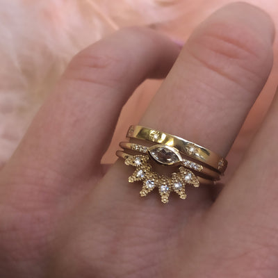 Solid Gold Diamond Stardust Band